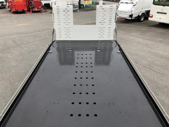 ISUZU ELF 2026 Image 31