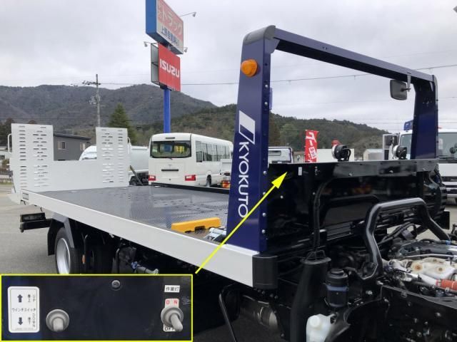 ISUZU ELF 2026 Image 31