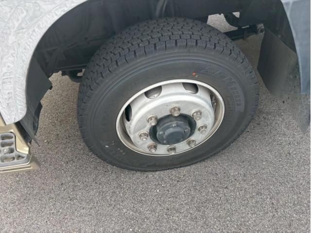 MITSUBISHI FUSOU SUPER GREAT 2016 Image 31