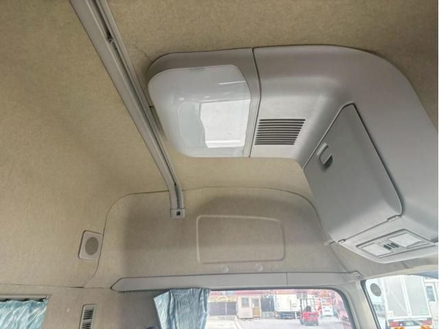 MITSUBISHI FUSOU SUPER GREAT 2016 Image 31