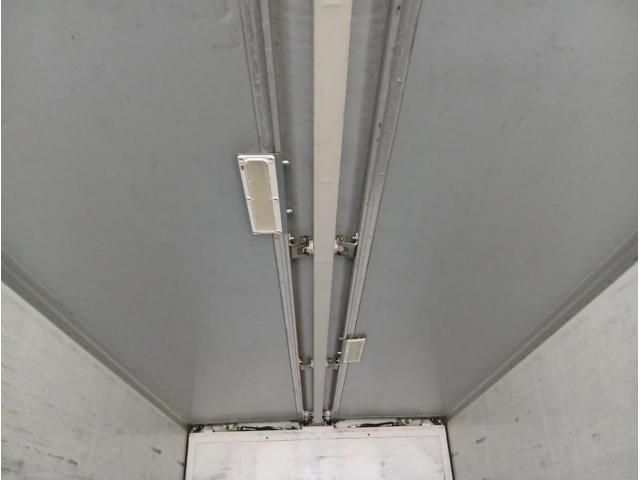 MITSUBISHI FUSOU SUPER GREAT 2016 Image 31