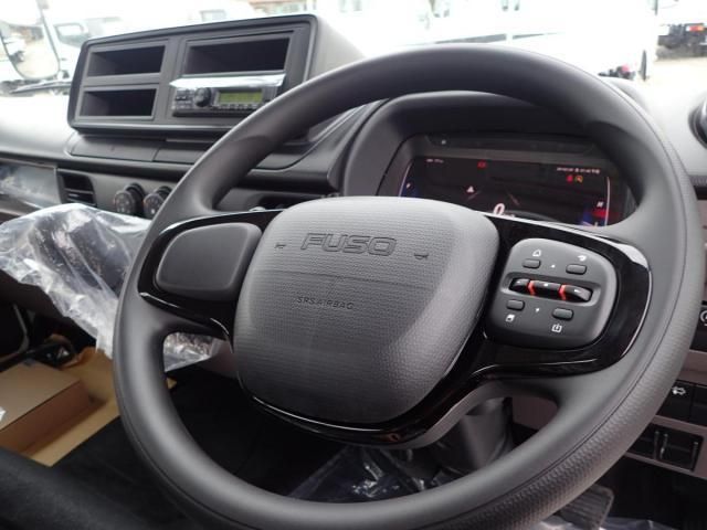 MITSUBISHI CANTER 2025 Image 31