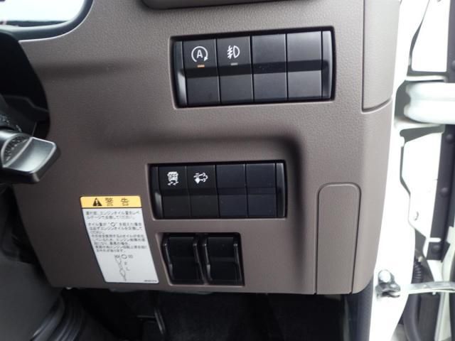 MITSUBISHI CANTER 2025 Image 31