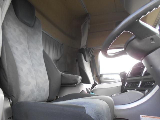 NISSAN DIESEL QUON 2013 Image 31