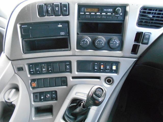 NISSAN DIESEL QUON 2013 Image 31