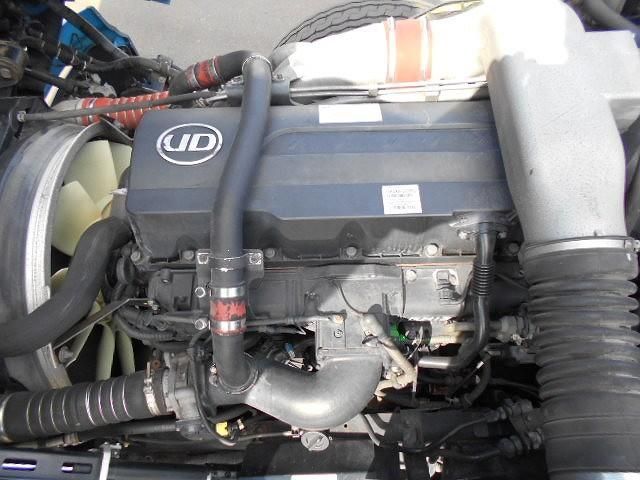 NISSAN DIESEL QUON 2013 Image 31