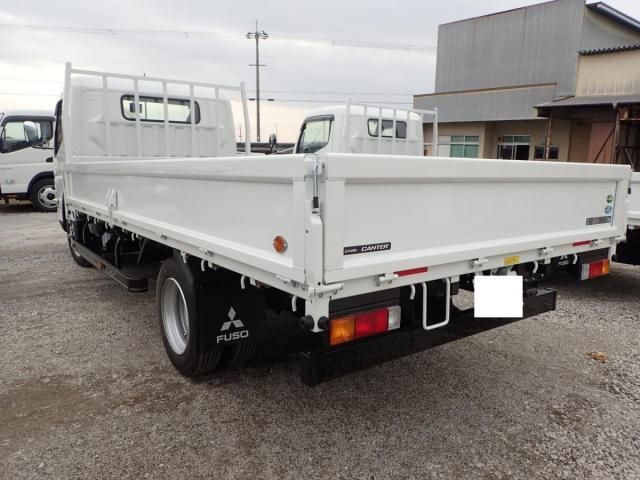 MITSUBISHI CANTER 2025 Image 31