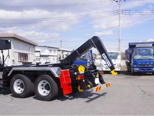 MITSUBISHI FUSOU FIGHTER 2015 Image 31