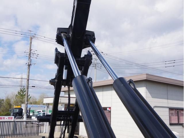 MITSUBISHI FUSOU FIGHTER 2015 Image 31