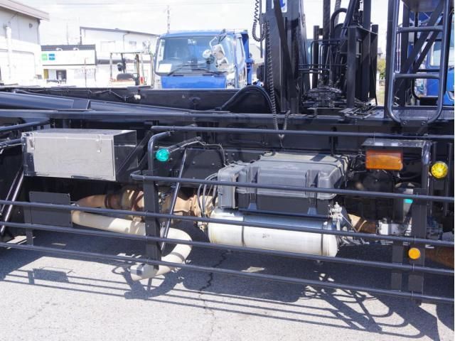 MITSUBISHI FUSOU FIGHTER 2015 Image 31