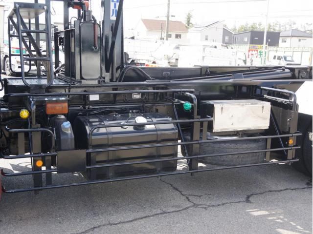 MITSUBISHI FUSOU FIGHTER 2015 Image 31