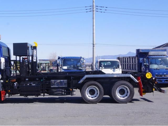 MITSUBISHI FUSOU FIGHTER 2015 Image 31