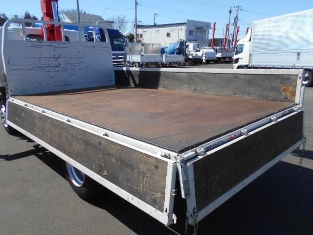 ISUZU ELF 2003 Image 31