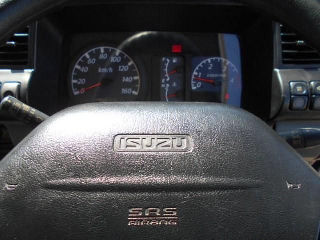 ISUZU ELF 2003 Image 31
