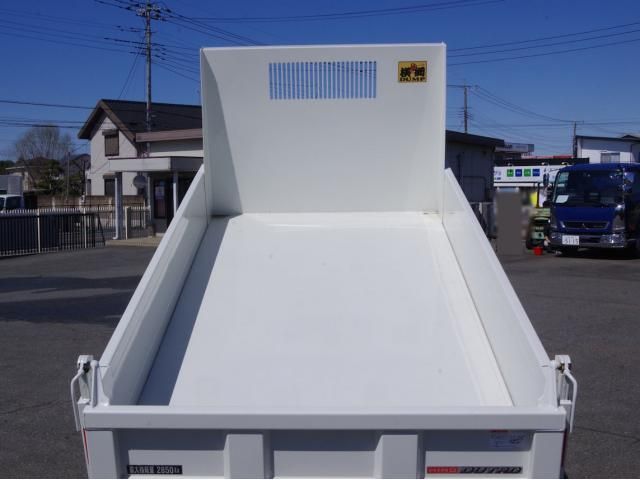 HINO DUTRO 2025 Image 31