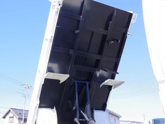 HINO DUTRO 2025 Image 31