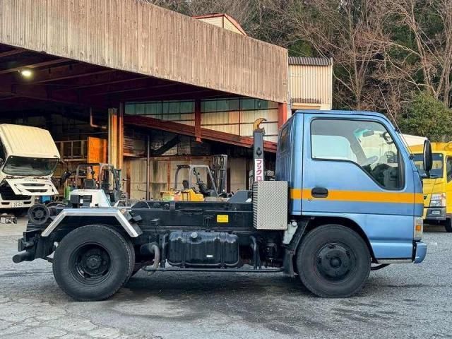 ISUZU ELF 2004 Image 31