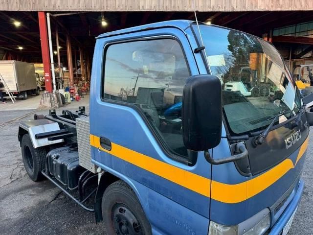 ISUZU ELF 2004 Image 31