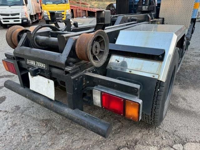 ISUZU ELF 2004 Image 31