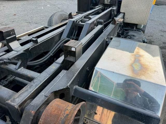 ISUZU ELF 2004 Image 31