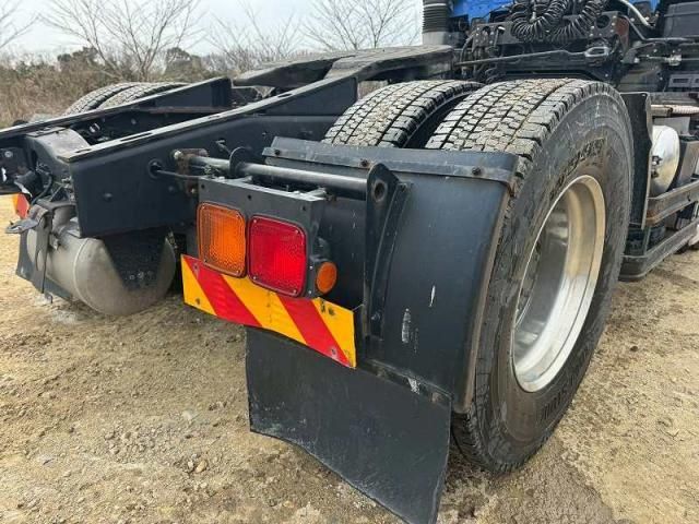 NISSAN DIESEL QUON 2018 Image 31