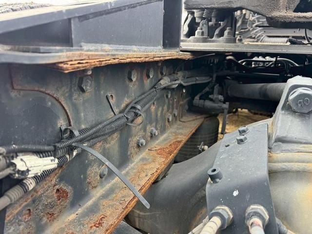 NISSAN DIESEL QUON 2018 Image 31