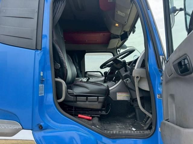 NISSAN DIESEL QUON 2018 Image 31