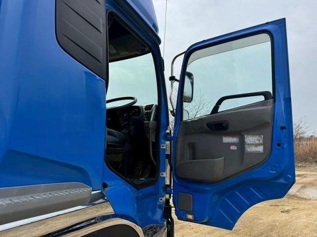 NISSAN DIESEL QUON 2018 Image 31