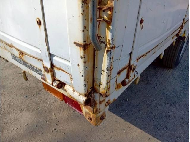 ISUZU FORWARD 2000 Image 31