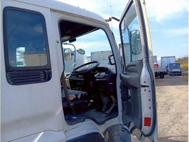 ISUZU FORWARD 2000 Image 31