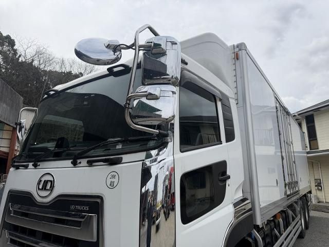 NISSAN DIESEL QUON 2020 Image 31