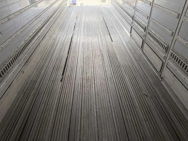 NISSAN DIESEL QUON 2020 Image 31