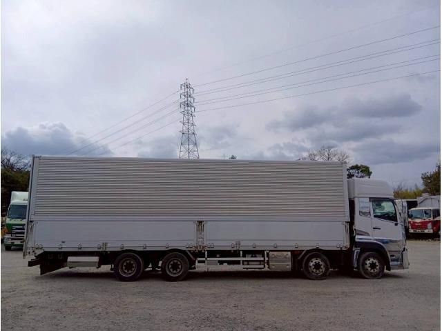 NISSAN DIESEL QUON 2018 Image 31