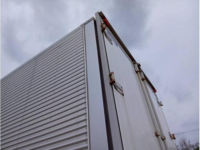 NISSAN DIESEL QUON 2018 Image 31