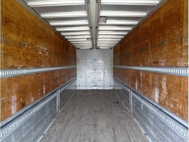 NISSAN DIESEL QUON 2018 Image 31