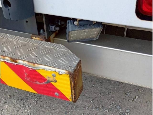 NISSAN DIESEL QUON 2018 Image 31