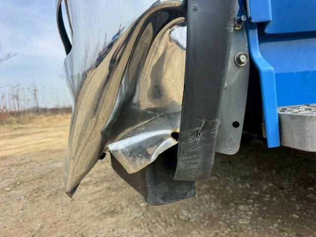 NISSAN DIESEL QUON 2016 Image 31