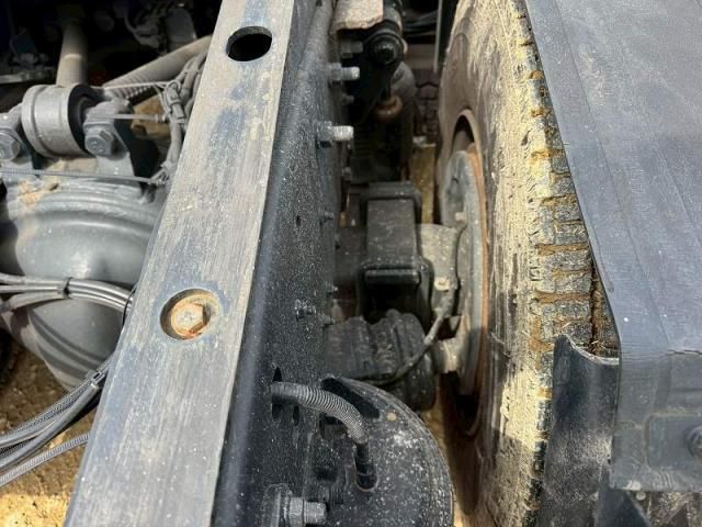 NISSAN DIESEL QUON 2016 Image 31