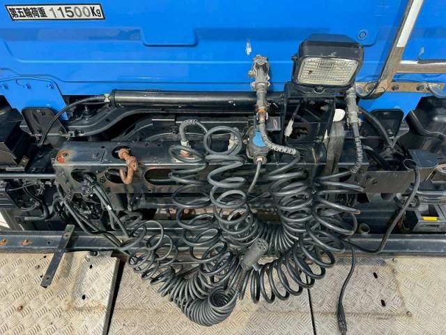 NISSAN DIESEL QUON 2016 Image 31