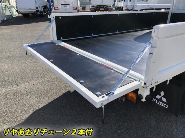 MITSUBISHI CANTER 2025 Image 31