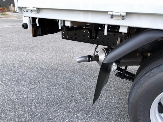 MITSUBISHI CANTER 2025 Image 31