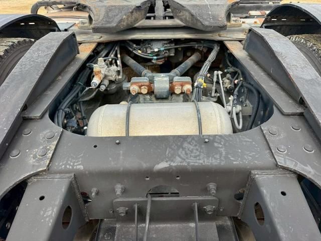 HINO PROFIA 2015 Image 31