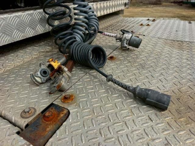 HINO PROFIA 2015 Image 31