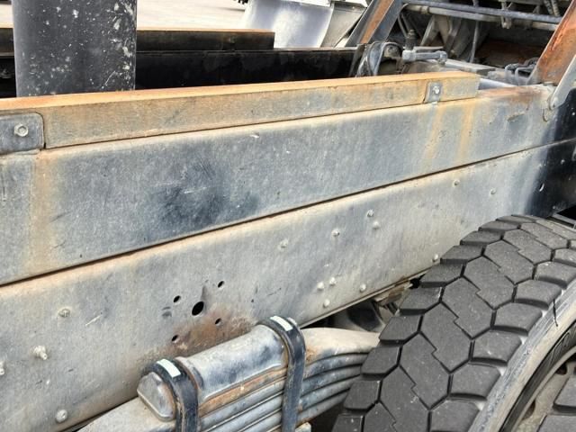 NISSAN DIESEL QUON 2016 Image 31