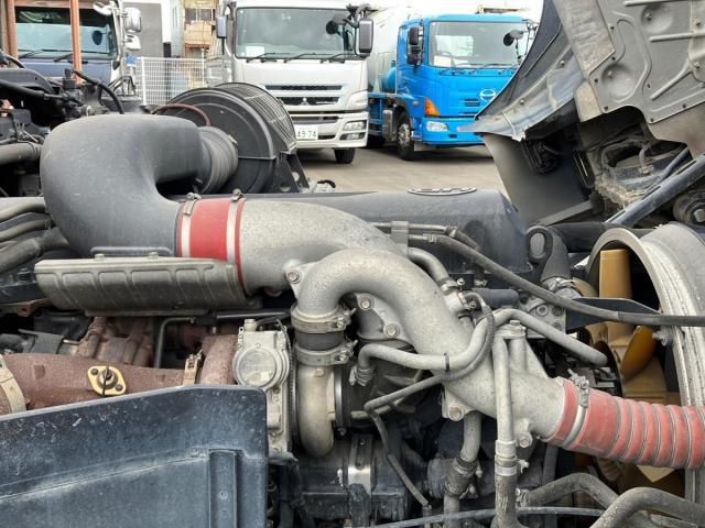 NISSAN DIESEL QUON 2016 Image 31