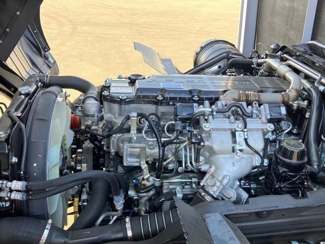 MITSUBISHI FUSOU FIGHTER 2025 Image 31