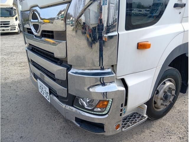 HINO PROFIA 2019 Image 31