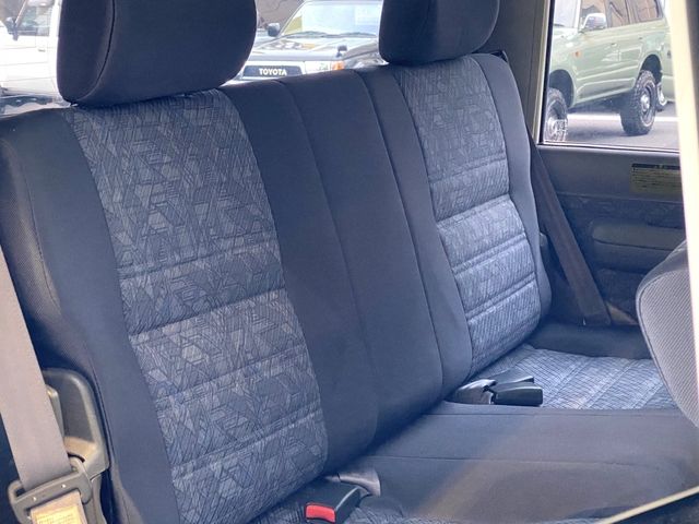 TOYOTA LANDCRUISER VAN 2004 Image 31