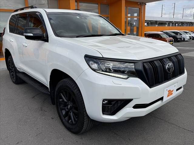 TOYOTA LANDCRUISER PRADO 2023 Image 31