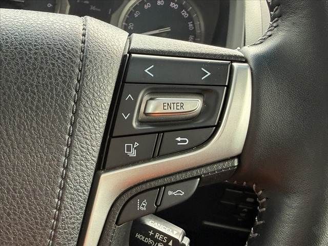 TOYOTA LANDCRUISER PRADO 2023 Image 31